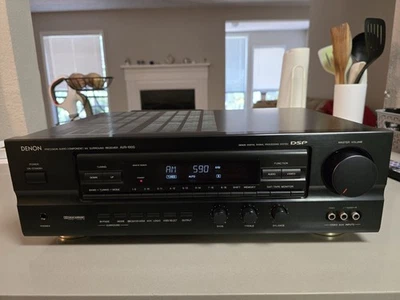 *Excellent Condition* Denon AVR-1000 Stereo AV Receiver, Dolby Pro Logic - Image 1 of 4