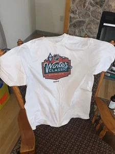 Camiseta clásica de invierno para hombre de la NHL marca Reebok - Imagen 1 de 5