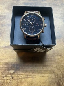 Reloj Tommy Hilfiger Kane 1791399 esfera azul correa de cuero marrón cronógrafo para hombre - Imagen 1 de 12