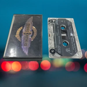 Vintage 1989 The Doobie Brothers Cycles Audio Cassette Tape Capitol Records - Picture 1 of 3