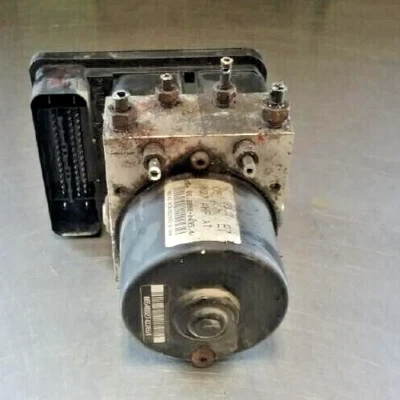 Conjunto de bomba de freno Suzuki Grand Vitara ABS 2006 2007 2008 4x4 original OEM Foto 1 de 4