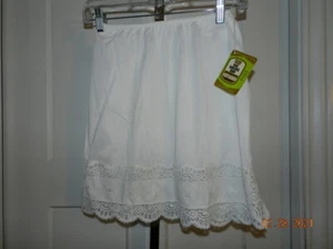 Vintage SEARS THE DOESNT SLIP weißer kurzer Slip mit Spitze Gr. S kurz halb 1/2 Neu mit Etikett - Bild 1 von 4