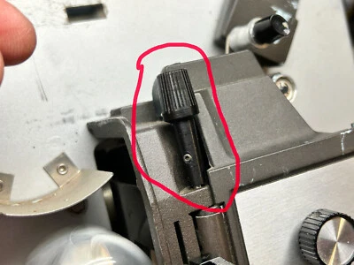 De colección Bell and Howell 8mm Super 8 Proyector Enmarcado Perilla SOLO Foto 1 de 4