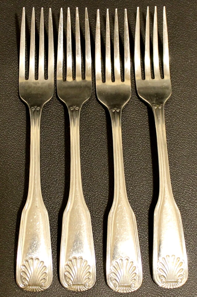 World Tableware COQUILLE Shell Dinner Forks * Set of 4 * Stainless 7 1/2" - Image 1 of 1