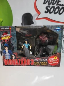 MOBY DICK Resident Evil 3 Jill Valentine VS Hunt B Real Shock Action Figure - Picture 1 of 6