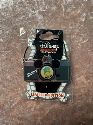 PIN DE CRICKET MINI CÁMARAS DE PERSONAJES DISNEY DSF DSSH EN TARJETA LE 300 Foto 1 de 2