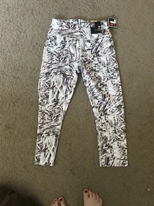 Fila Sport Women’s High Rise Capri Size Small - Picture 1 of 5