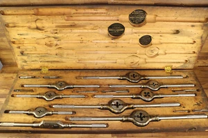 Wiley & Russell MFG Co. Machinist Mechaniker Greenfield Massenschlüssel Wasserhahn & Stanzen POSTEN - Bild 1 von 24