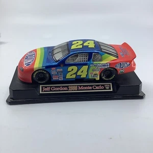 1998 Hasbro Jeff Gordon #24 1/43 Scale Diescast Car Dupont W/Base - Picture 1 of 5
