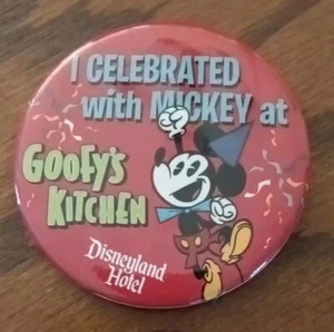 Vintage 3" Disney Pin : Goofy's Kitchen - Picture 1 of 1