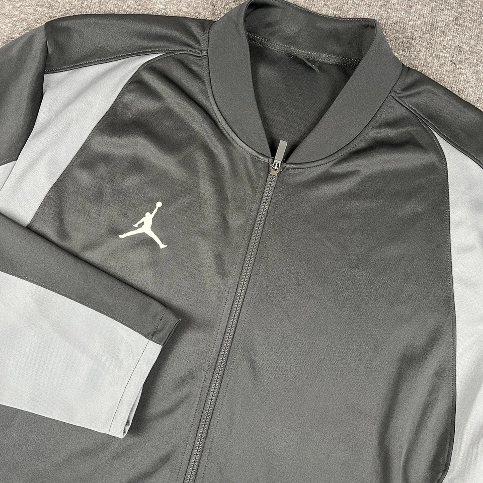 Chaqueta Jordan Jumpman Para Hombre 4XLT Negra Gris Cremallera Completa Pista Poliéster 924707-060 Foto 1 de 4