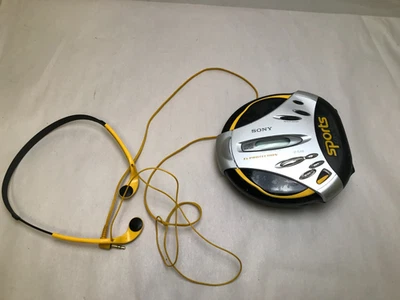 Reproductor de CD deportivo Sony con protección G D-SJ15 y auriculares MDR-W014 Foto 1 de 2
