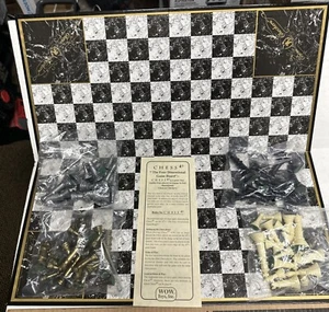 Chess 4 Board Game Set Item #19951 Wow Toys 100% Complete 2,3 Or 4 Player Game - Picture 1 of 7