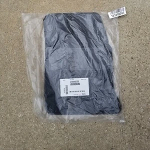Corvette C7 2014-2019 nuevas alfombrillas negras azabache OEM GM 23444225 sin abrir - Imagen 1 de 4