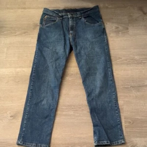 Wrangler Jeans Size 14 Husky - Picture 1 of 5
