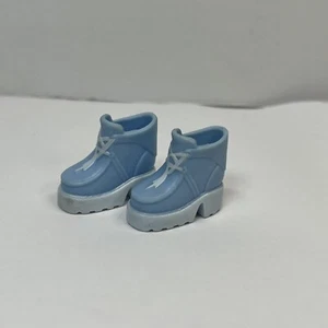 Barbie bambola SKIPPER adolescente adulto: TOTALMENTE YO-YO STIVALI DA TREKKING scarpe alte blu - Foto 1 di 5