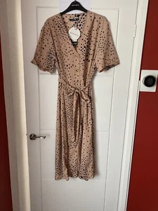B2 Boohoo Plus Star Print Button Detail Midi Dress In Blush Uk16 - Picture 1 of 3
