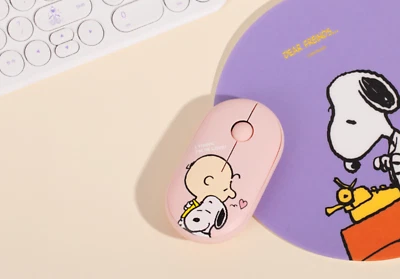 [ROYCHE] Peanuts Snoopy Multi-Pairing Silent Bluetooth Wireless Mouses. - Image 1 of 4