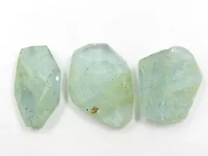 Cabochon acquamarina sfaccettata forma fantasia lotto 3 pezzi 25X22To20X14MM circa - Foto 1 di 8