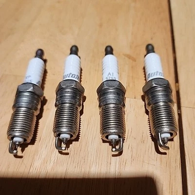 Autolite Iridium Ultra Finewire Spark Plugs - MPN AI5245 - Set of 4 Plugs - Image 1 of 4