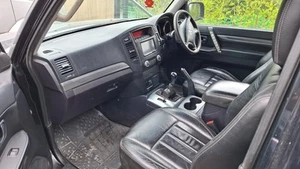 Mitsubishi shogun warrior SWB 3.2 diesel Commercial - Picture 1 of 11