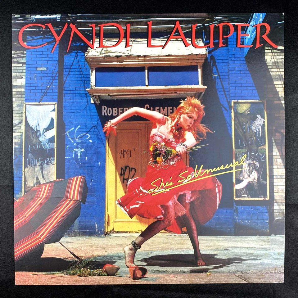 Cyndi Lauper She's So Unusual vinyl record LP Japan Import 80s Classic Pop NM M- Foto 1 de 4