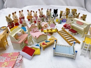 Sylvanian Families Calico Critters Furniture Accessories Lot Set 900g Wholesale - Picture 1 of 13