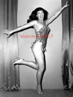 Beautiful 1950s Sex Symbol Bettie Page LEGGY Pin-Up PHOTO! #(329) 