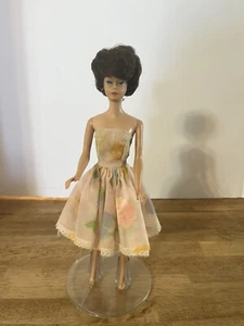 Midge Brunette Bubble Cut Barbie Doll 1962 Mattel USA - Picture 1 of 9