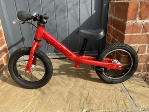 Isla Rothan Balance Bike - Picture 1 of 2
