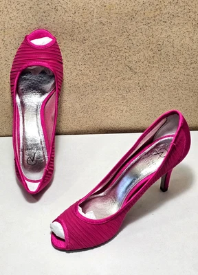 Nuevo PAPELL Mujer Talla 5.5, 6 ROSA Peep Pump con Suela de Cuero Sandalia Tacón Zapatos Foto 1 de 4