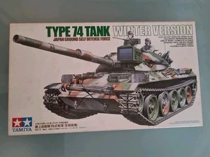 Carrarmato Tamyia "TYPE 74 TANK Winter Version" Japan Ground Defence Force - Foto 1 di 9
