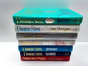 7 x Danielle Steel Books Women's Fiction Life Romance Drama Hardcover Bundle - Picture 1 of 4