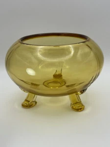 Cuenco de compota redondo pequeño con patas vintage, vidrio ámbar, 5 pulgadas de diámetro - Imagen 1 de 8