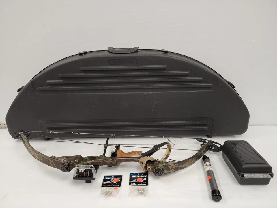 (I-33887) Mathews Solo Cam Compound Bow - Image 1 of 4
