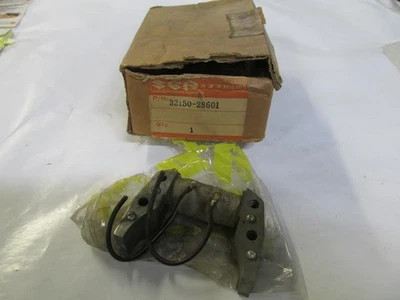 Nuevo de Lote Antiguo OEM Suzuki Pulser Coil 1974-1975 TM100 Off Road 32150-28601 Foto 1 de 2