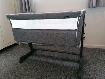 Babylo Cozi Sleeper Bedside Cot Travel Bassinet - Image 1 of 4