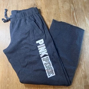 PINK Victoria's Secret Fleece Boyfriend Heritage grau Jogginghose Medium - Bild 1 von 7
