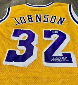 Magic Johnson Autographed/Signed Yellow Pro Style Jersey Beckett Witnessed - Picture 1 of 5