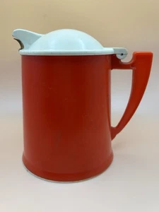 Vintage E-Z-Way 1950's Syrup or Evaporated Milk Pitcher 5" Plastic Red - Picture 1 of 8