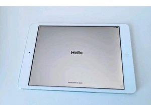 Apple iPad Mini 2 - 7.9" / White / 16GB / iOS 12 - UK - Picture 1 of 3