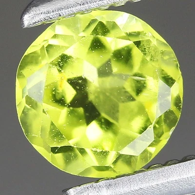 0.42ct t.w 4.7mm Round Natural Unheated Untreated Green Peridot, Myanmar - image 1 of 4