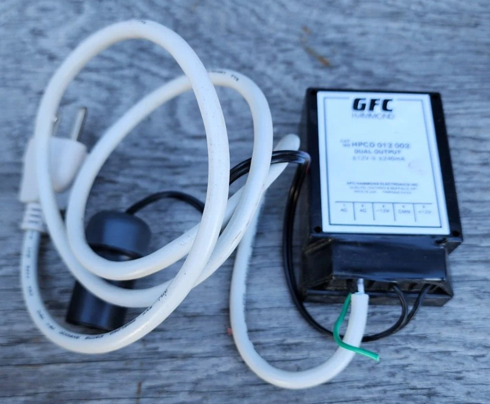 GFC Hammond HPCD 012 002 Dual Output Power Supply +/-12V at 240mA Type S NOS Foto 1 de 4
