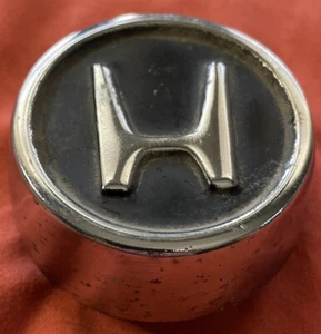 VINTAGE HONDA CIVIC CRX CENTER HUB CAP Hubcap Cover Metal 1980 1981 1982 2 1/8" - Picture 1 of 10