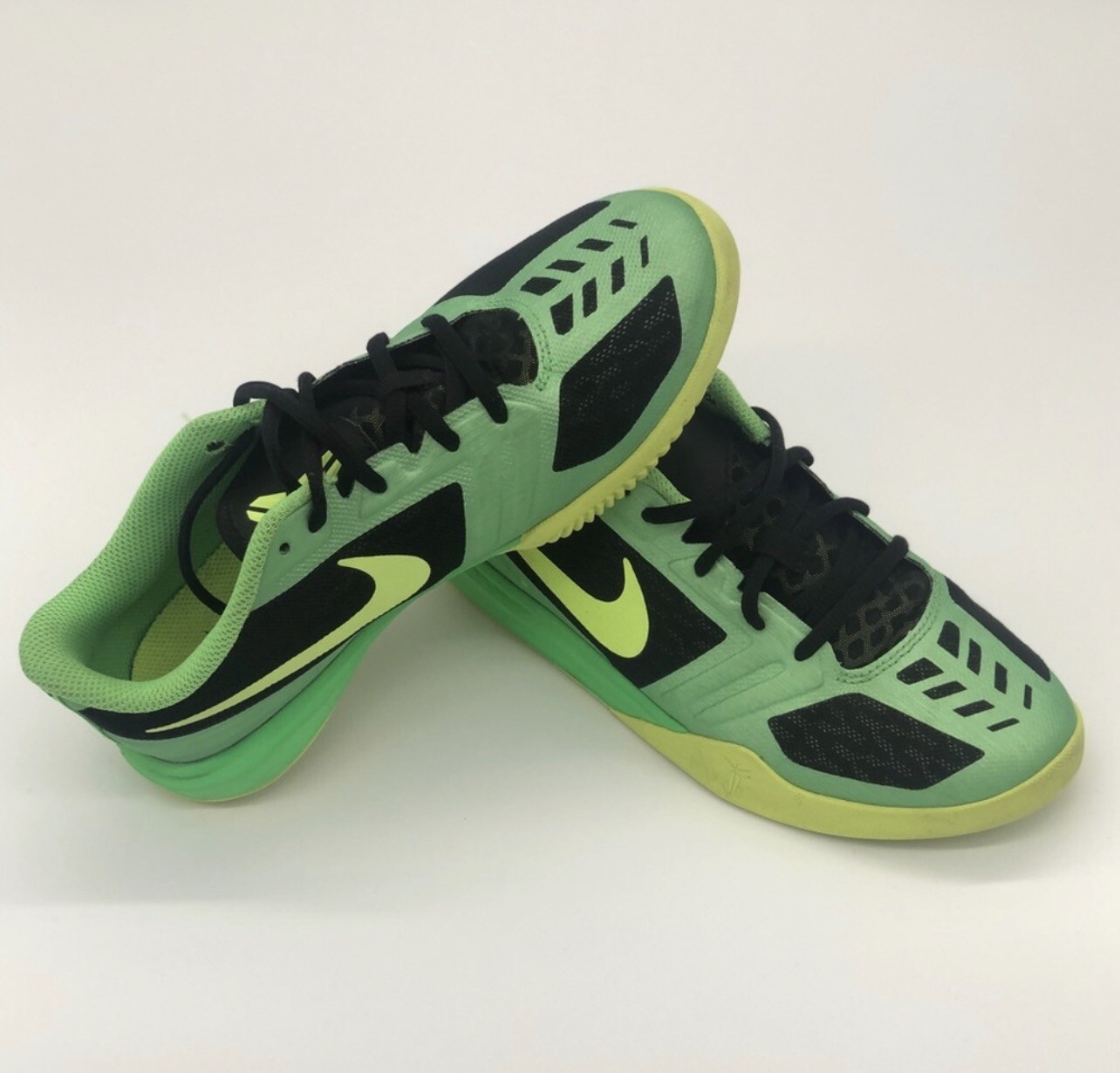 kobe neon green