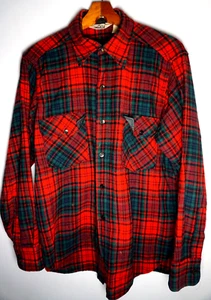 Vintage 80s Woolrich Plaid Wool Button Up Shirt Large Mens Red Lumberjack - Picture 1 of 4