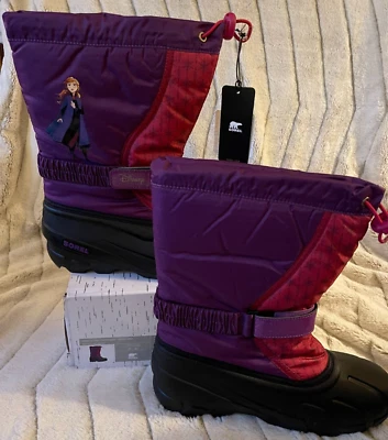 NUEVO EN CAJA SOREL Disney Niñas/Jóvenes Flurry Frozen ~ Anna ~ Bota de Nieve Púrpura/Rosa Talla 7 Foto 1 de 4