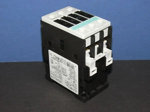Siemens Sirius 3RT1025-1A 0 3-Pol Protective Coil 24V~ - Picture 1 of 4