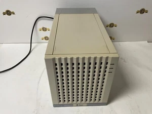 Caja de unidad de disco Sun Microsystems 599-2420-01 UltraSCSI de colección mainframe - Imagen 1 de 12