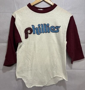 Vintage Philadelphia Phillies Shirt Logo 7 MLB Raglan 3/4 Sleeve Maroon Retro - Picture 1 of 9